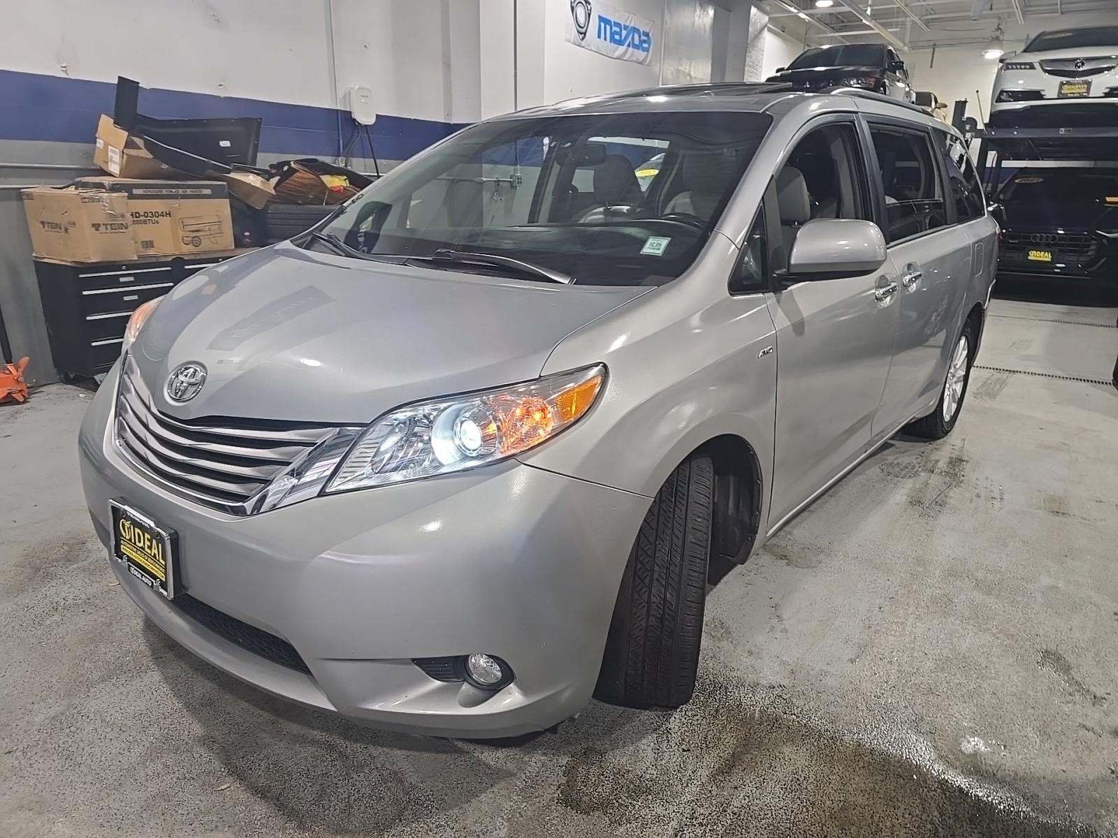 2017 Toyota Sienna XLE AWD
