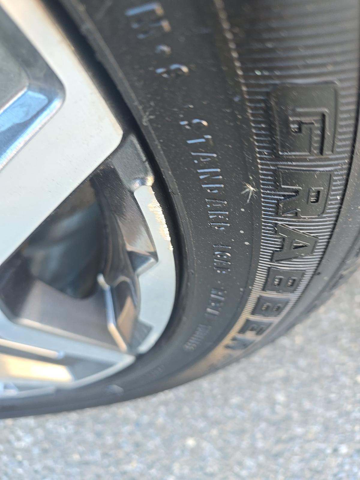 2022 Hyundai Santa Fe Hybrid SEL Premium AWD