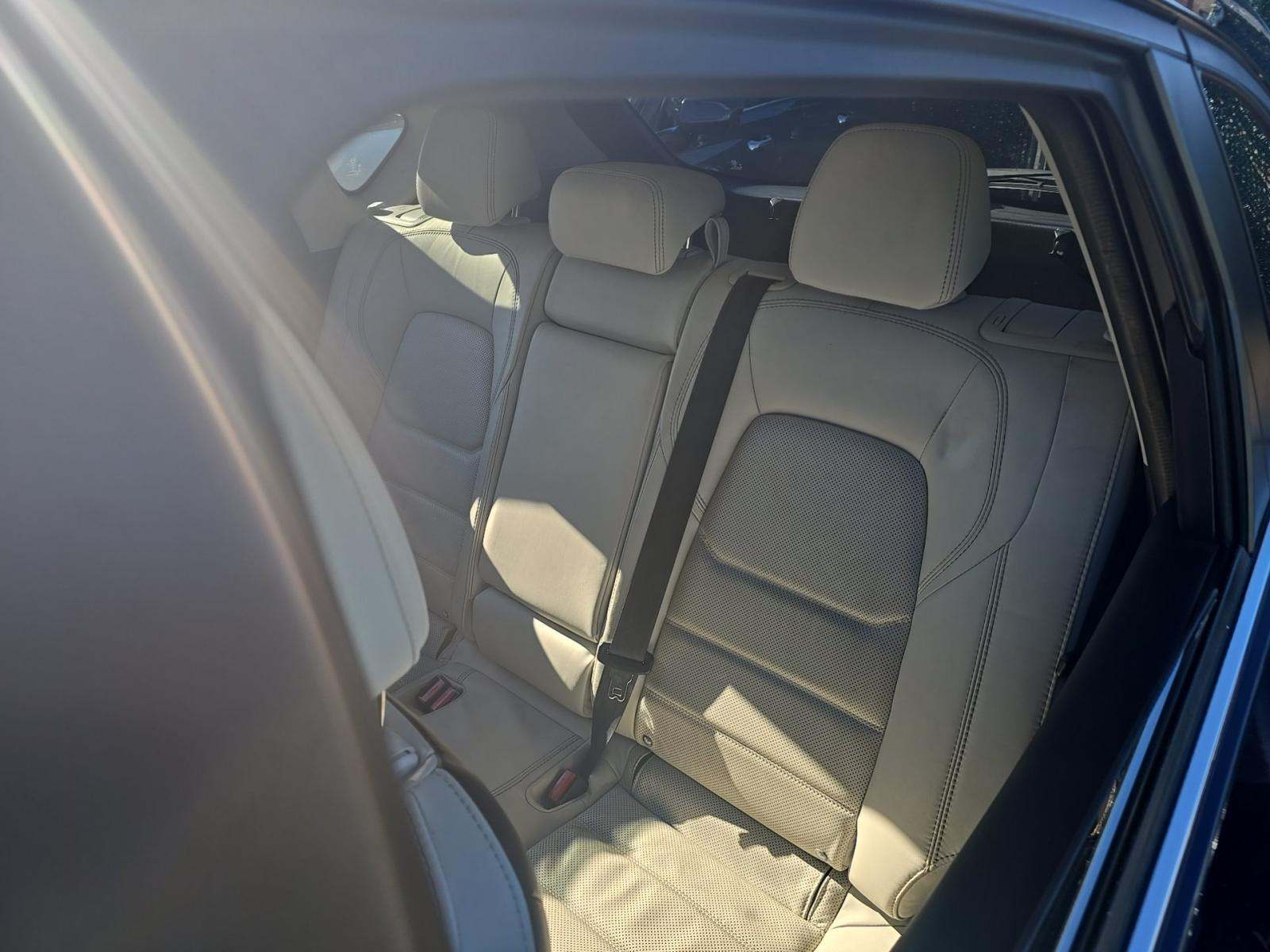 2023 MAZDA CX-5 2.5 S Preferred Package AWD