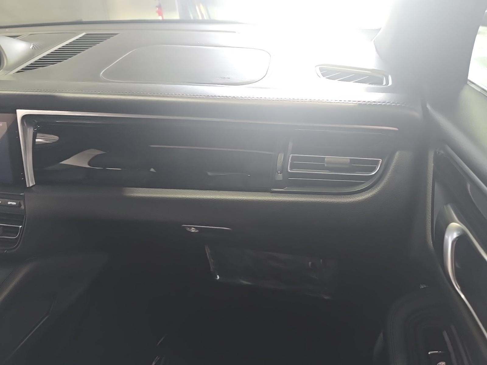 2021 Porsche Macan Base AWD