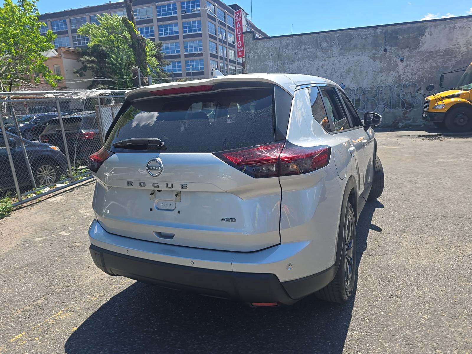 2025 Nissan Rogue SV AWD