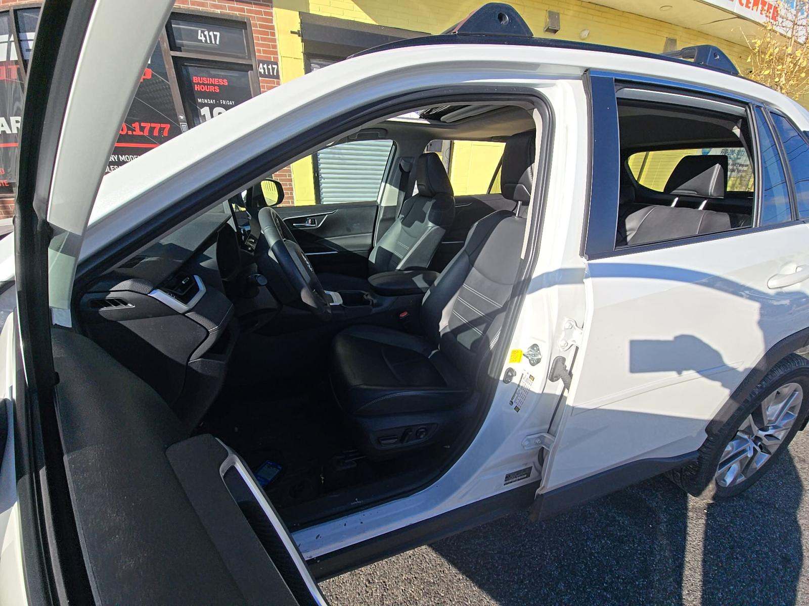 2023 Toyota RAV4 XLE Premium AWD