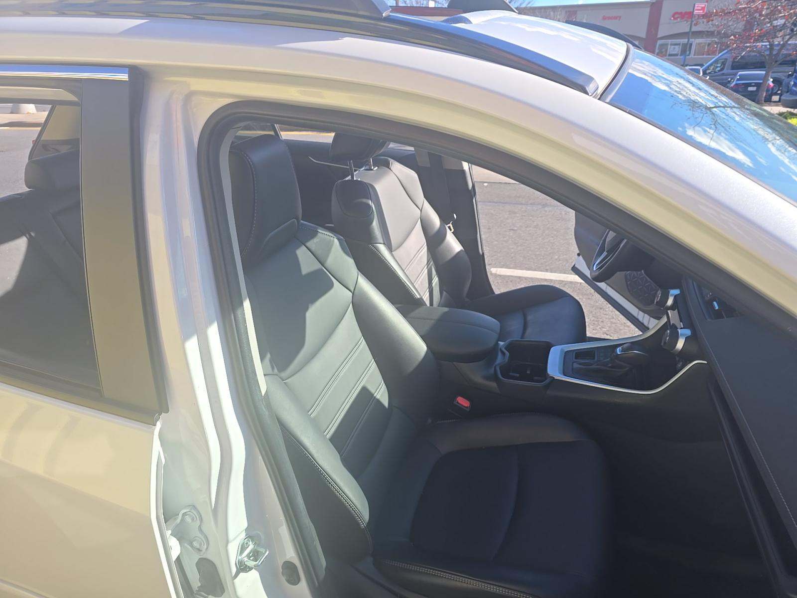 2023 Toyota RAV4 XLE Premium AWD