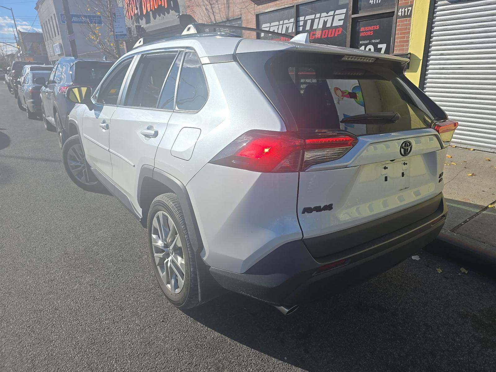 2023 Toyota RAV4 XLE Premium AWD