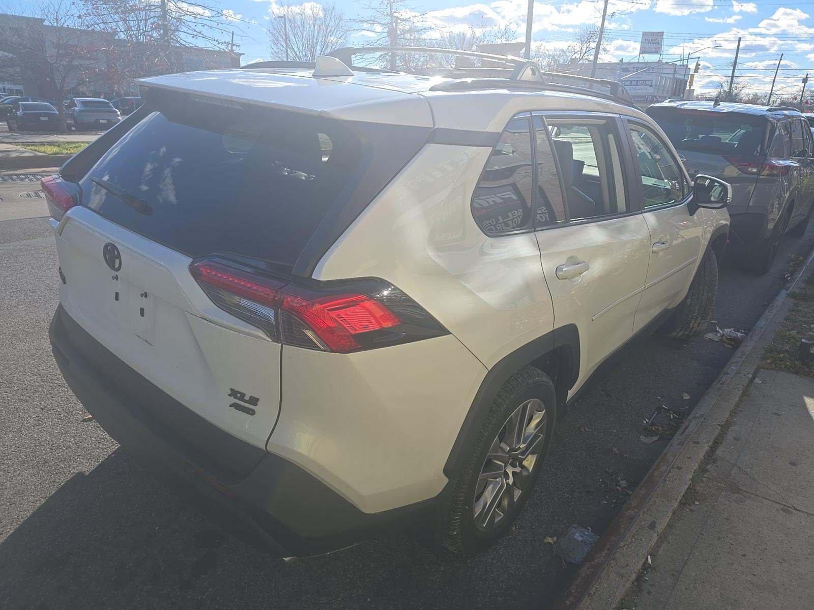 2023 Toyota RAV4 XLE Premium AWD