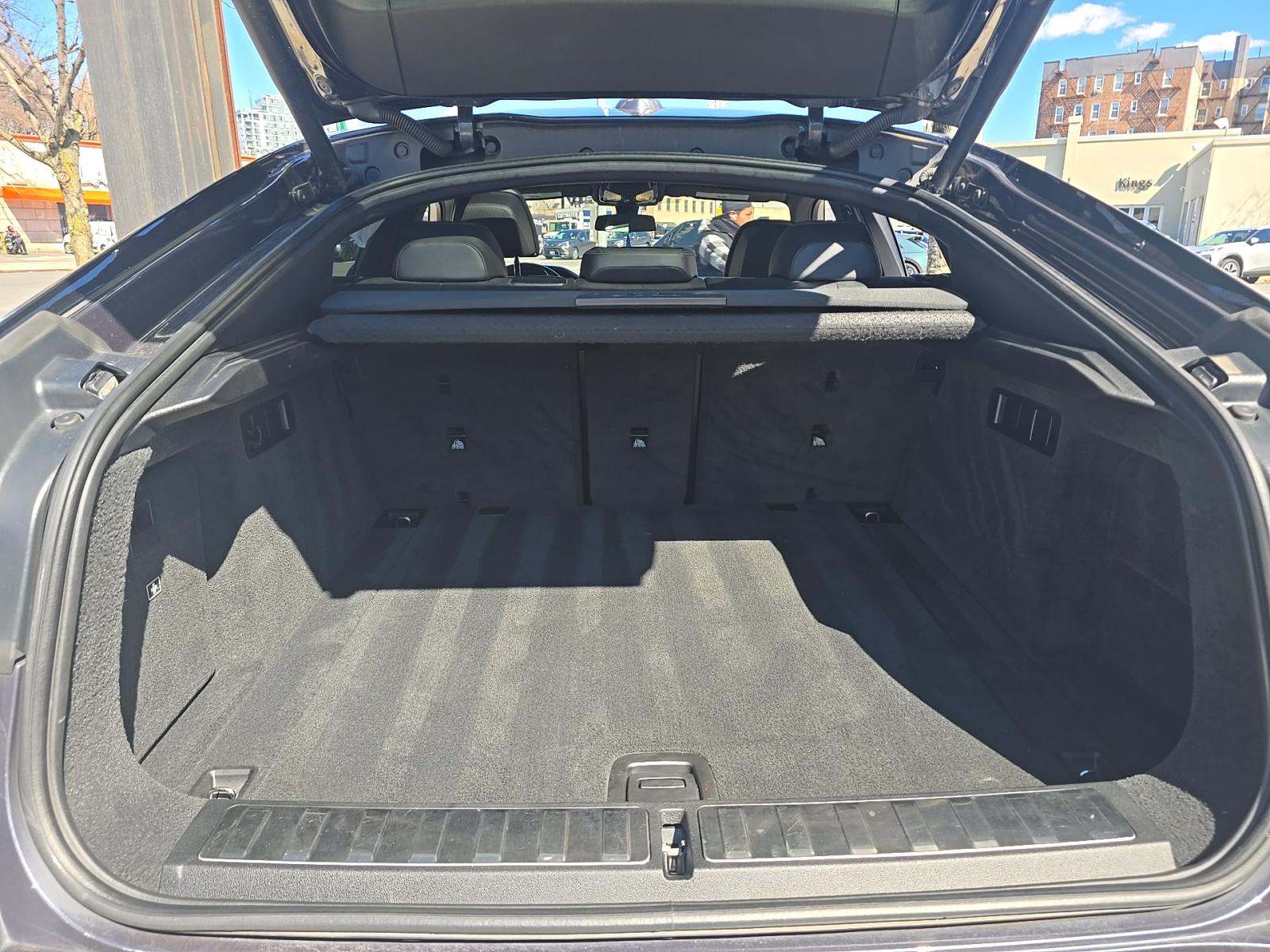 2020 BMW X6 xDrive40i AWD