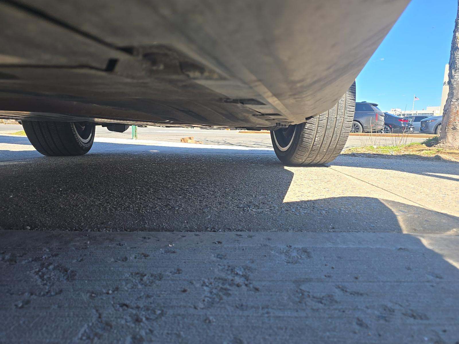 2020 BMW X6 xDrive40i AWD