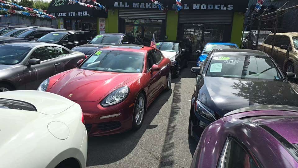 2016 Porsche Panamera Edition