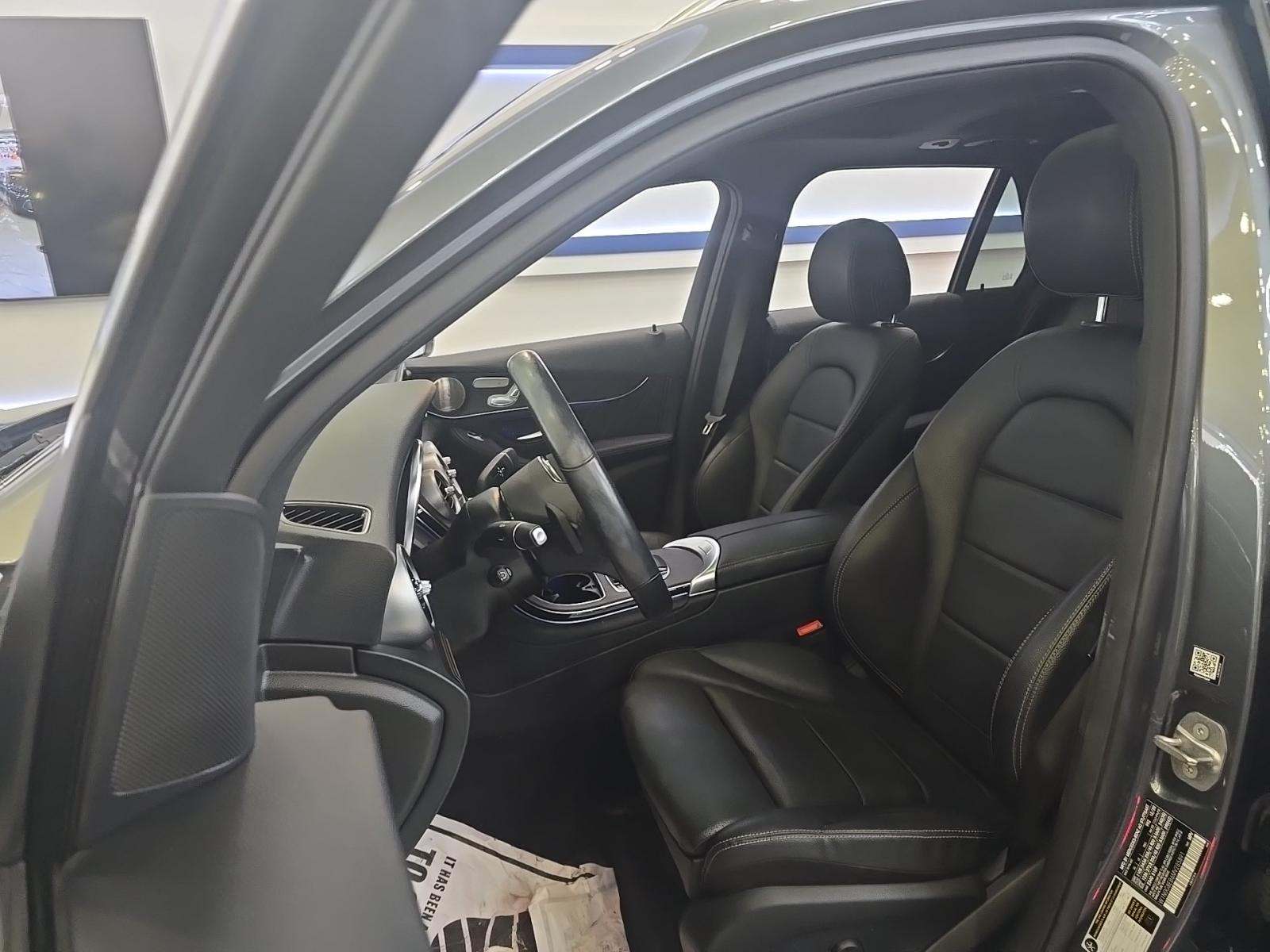 2021 Mercedes-Benz GLC GLC 300 AWD