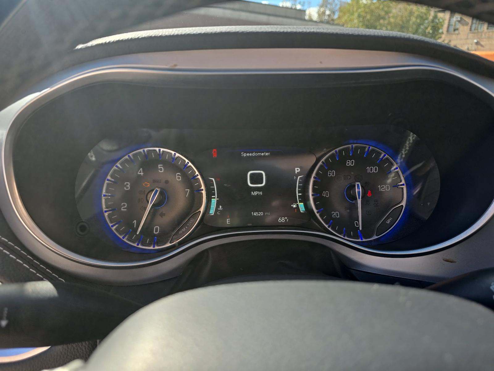 2025 Chrysler Pacifica Limited FWD