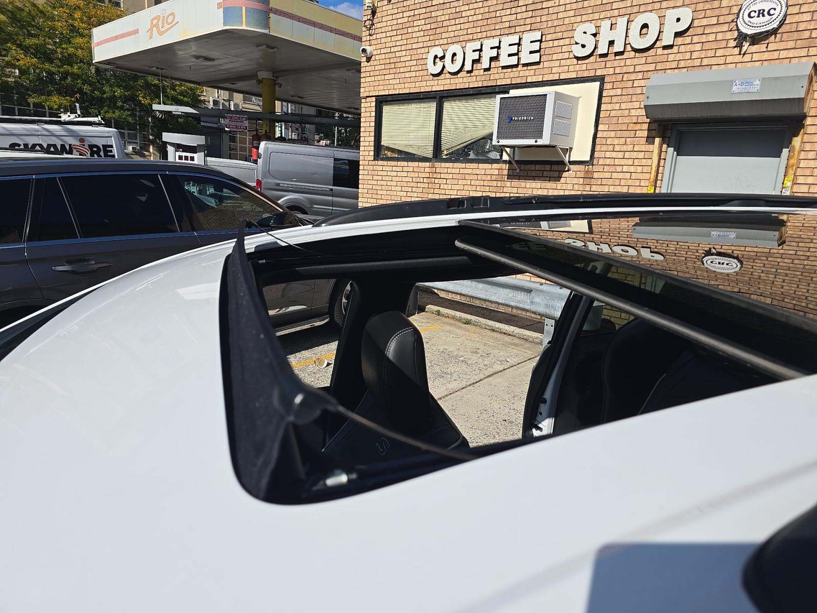 2025 Chrysler Pacifica Limited FWD