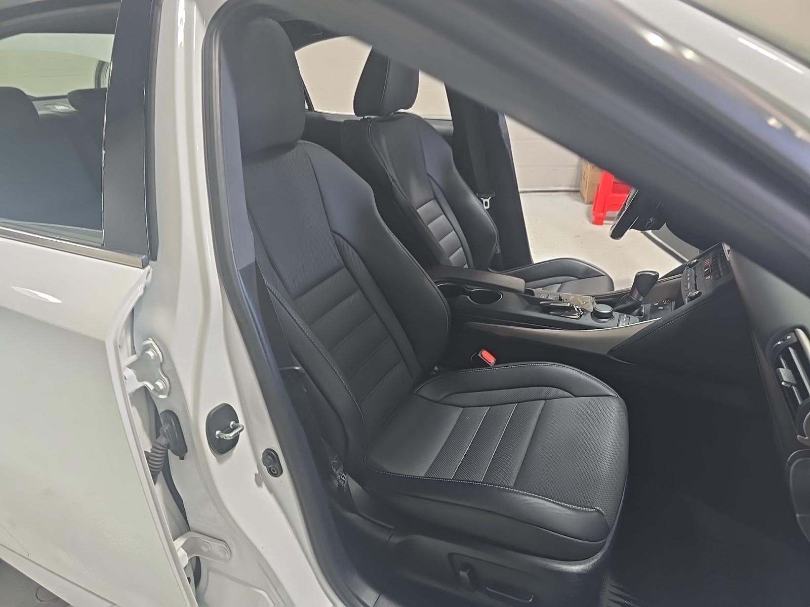 2019 Lexus IS IS 300 F SPORT AWD