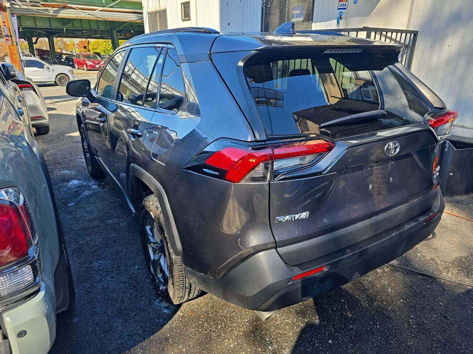 2024 Toyota RAV4 XLE AWD