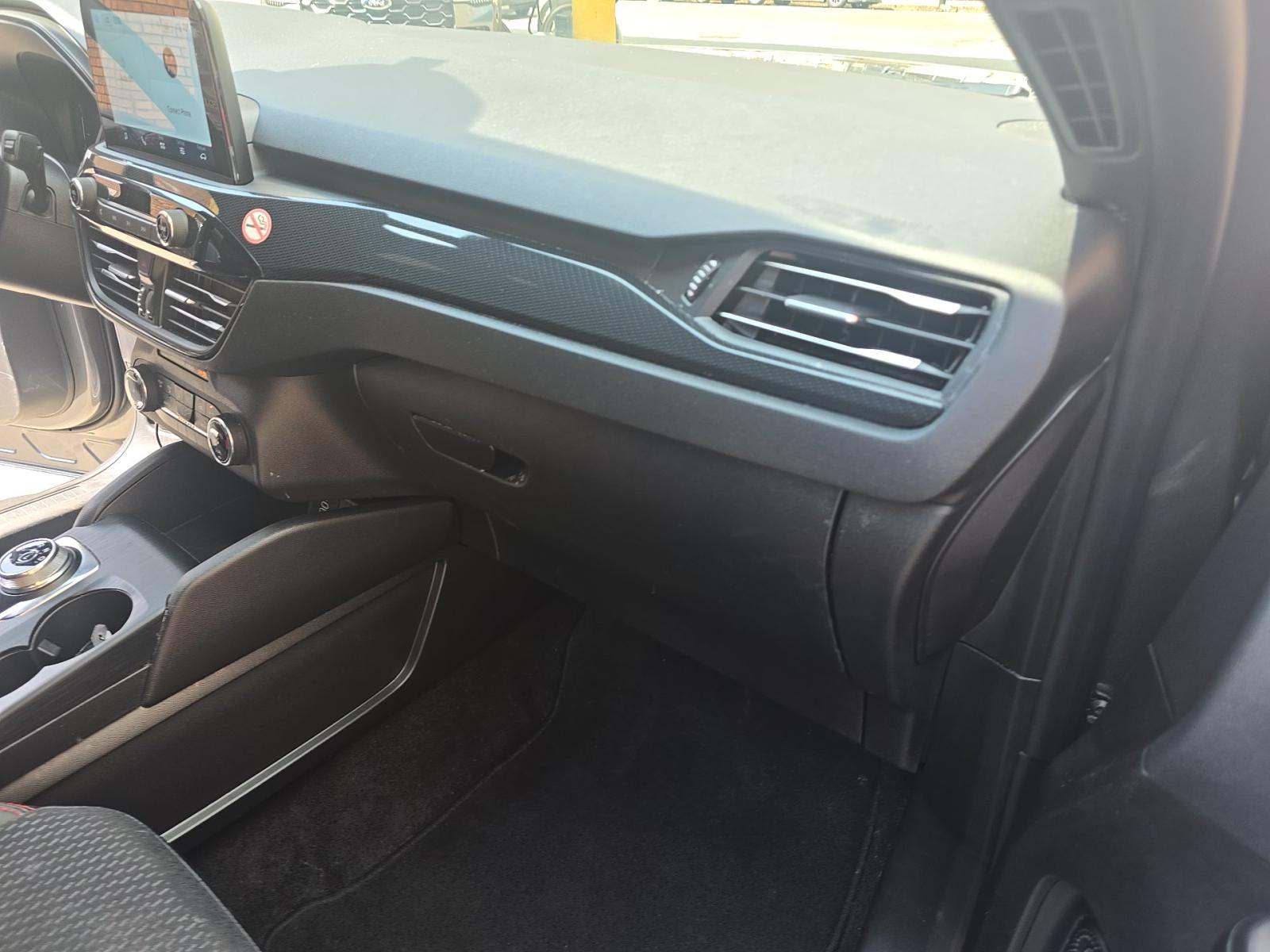 2025 Ford Escape ST-Line FWD