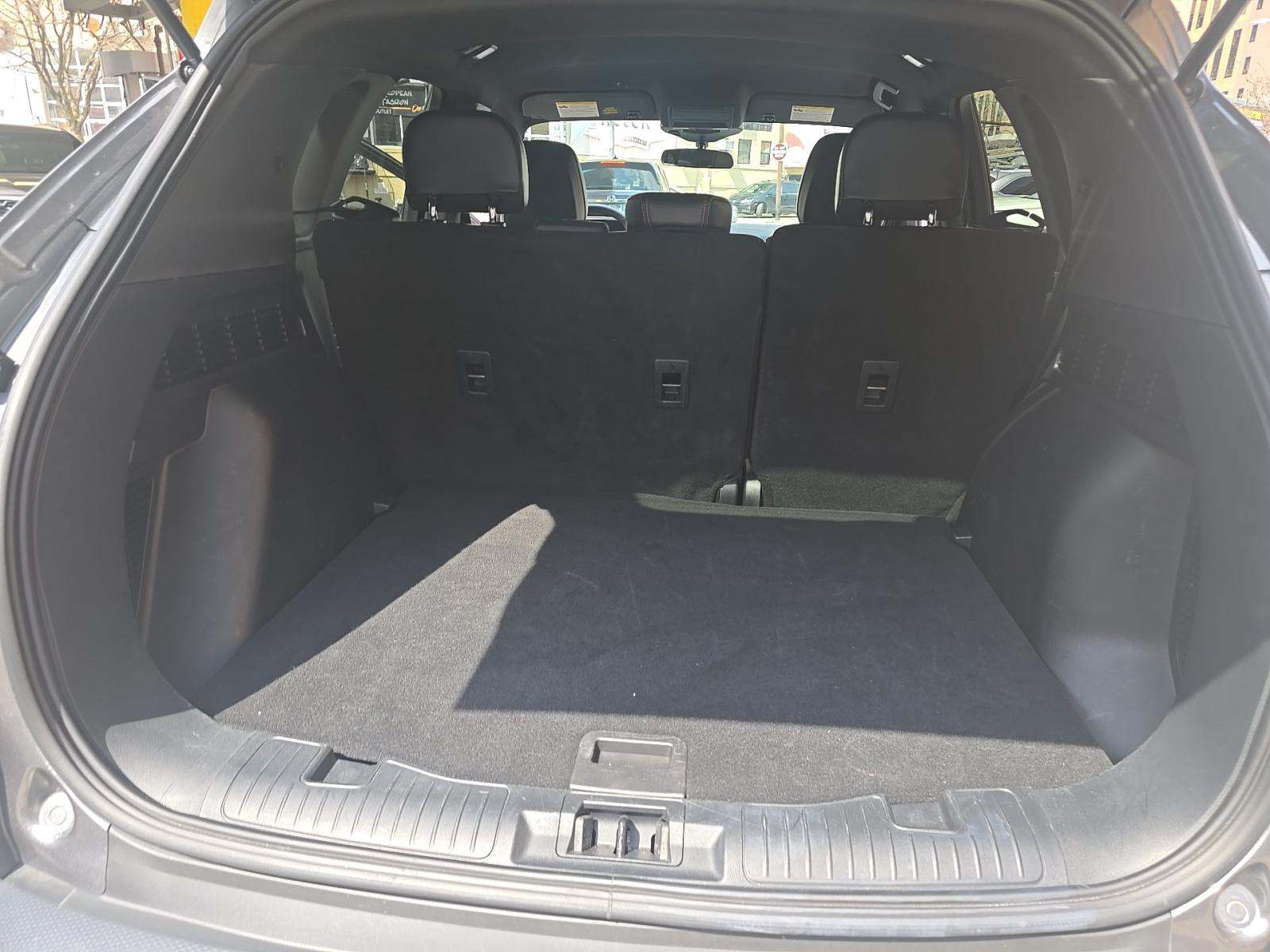 2025 Ford Escape ST-Line FWD