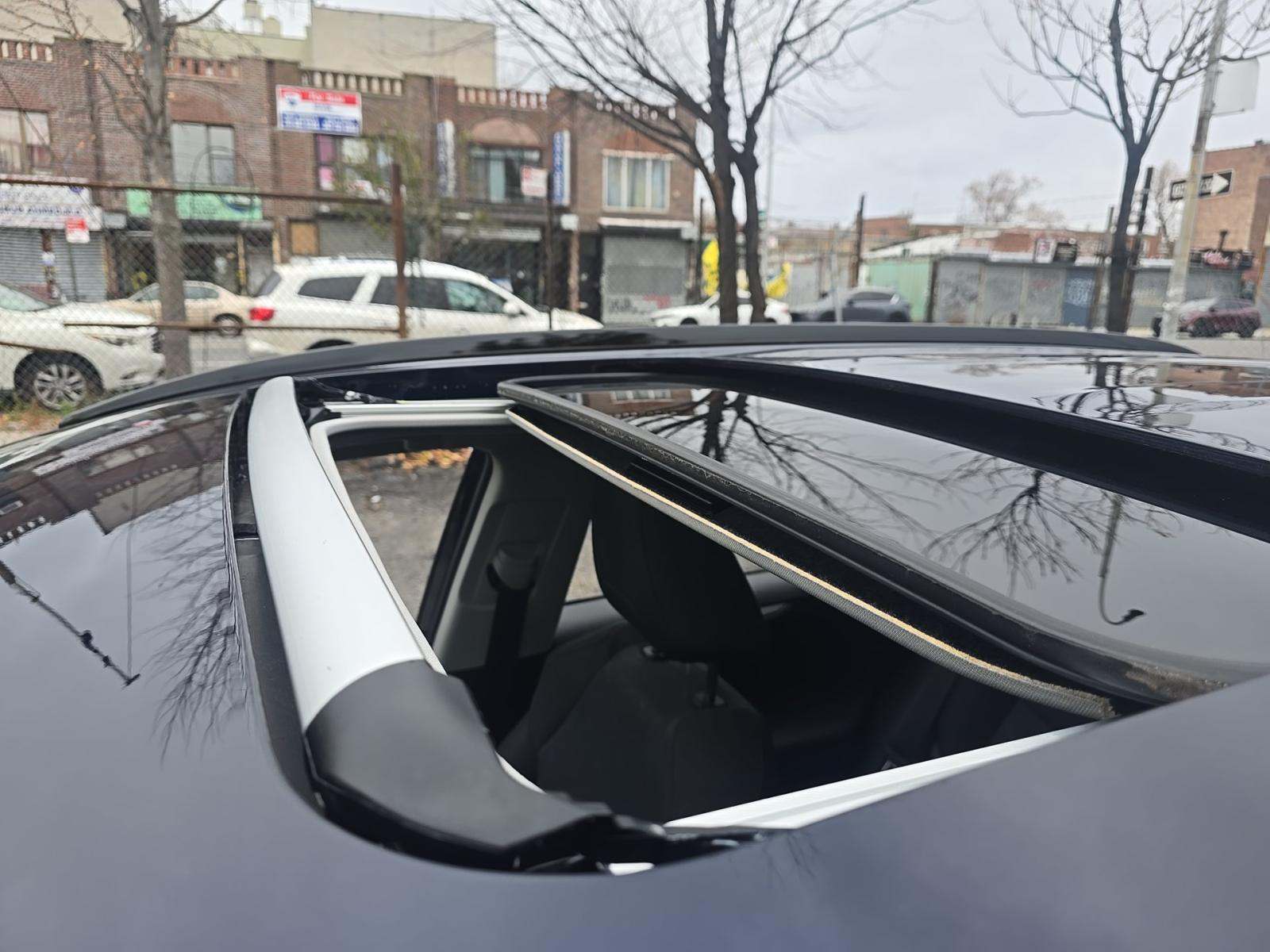 2025 Toyota RAV4 XLE AWD