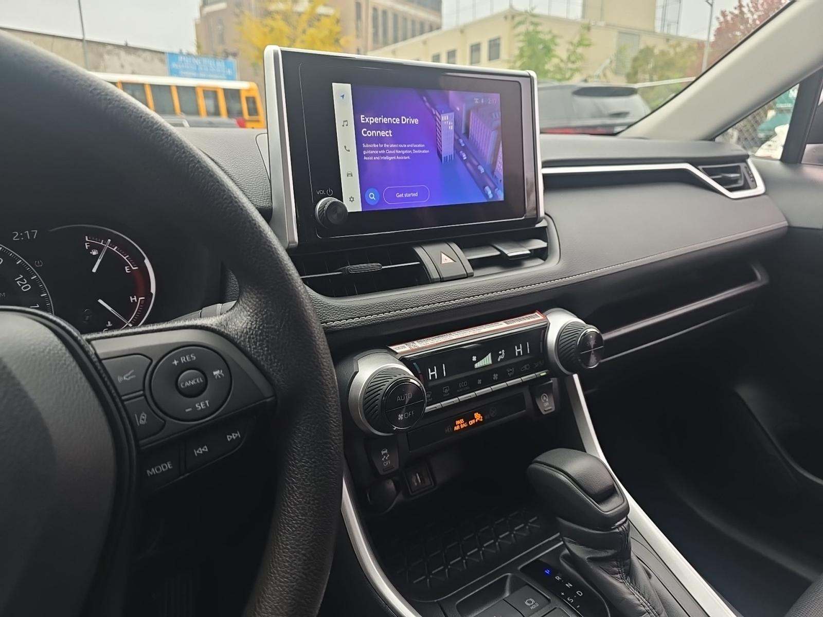 2025 Toyota RAV4 XLE AWD