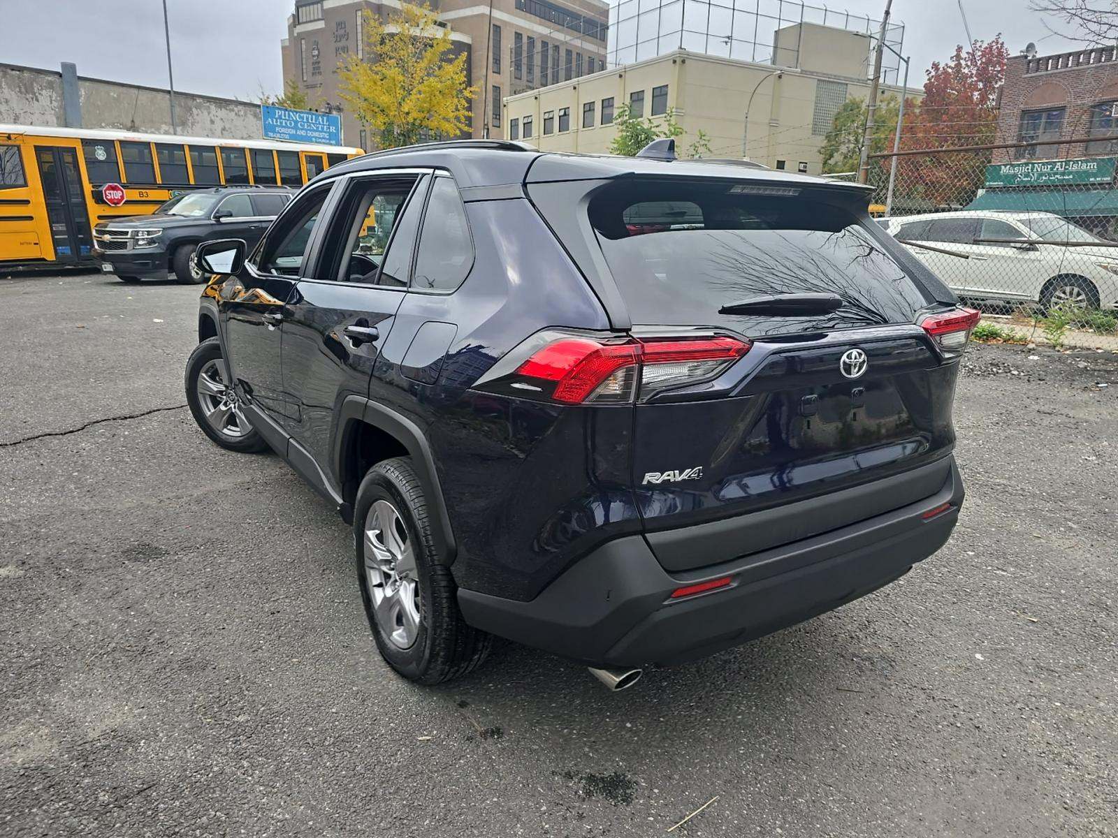 2025 Toyota RAV4 XLE AWD