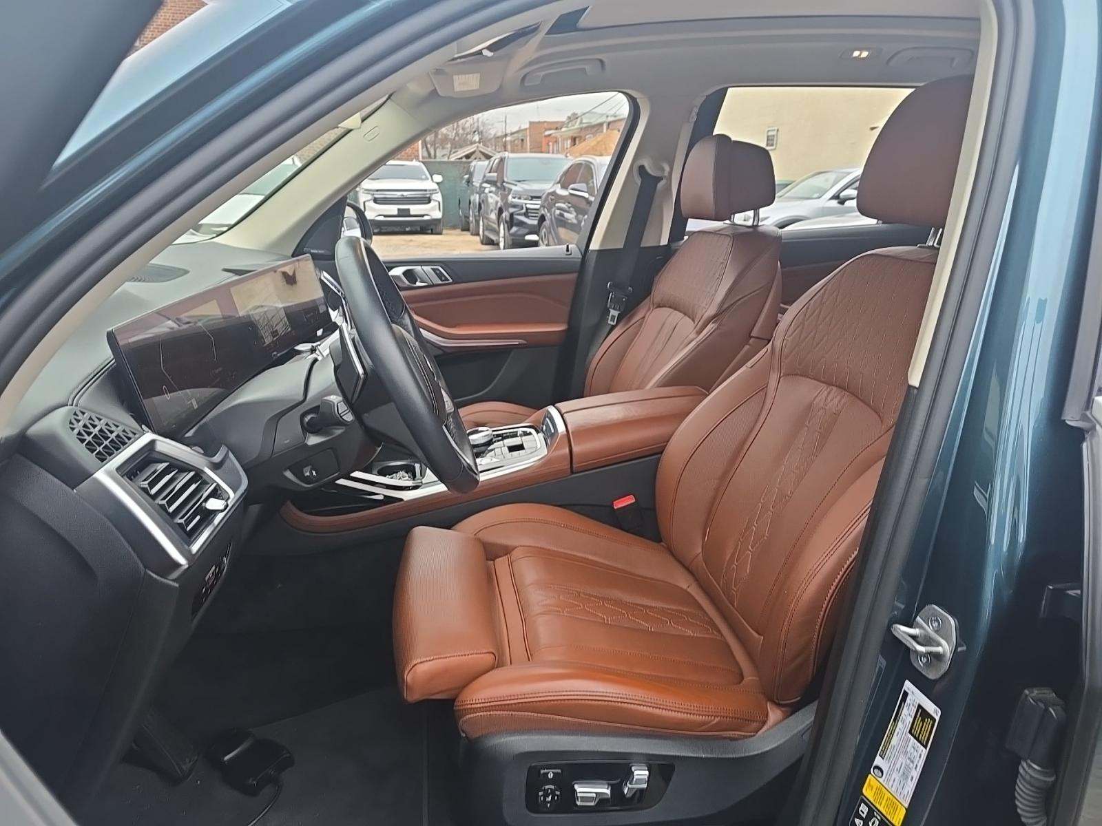 2023 BMW X7 xDrive40i AWD