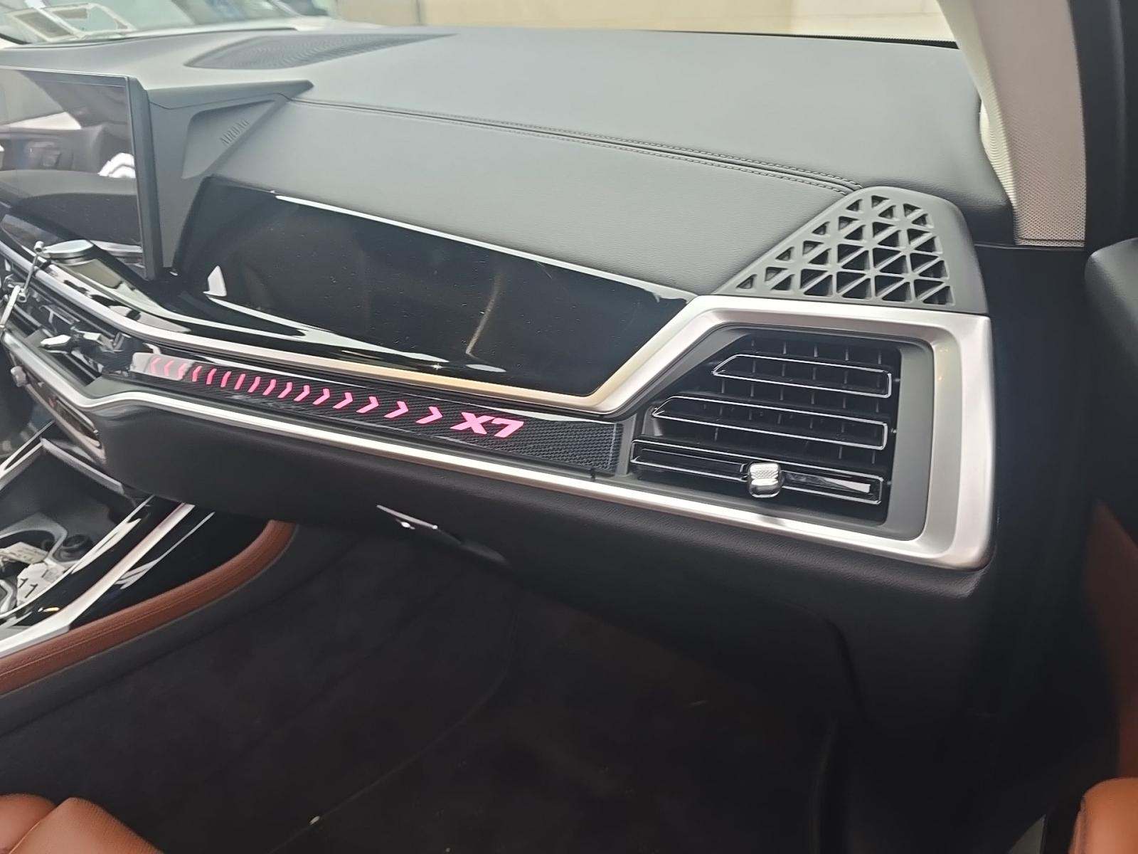 2023 BMW X7 xDrive40i AWD