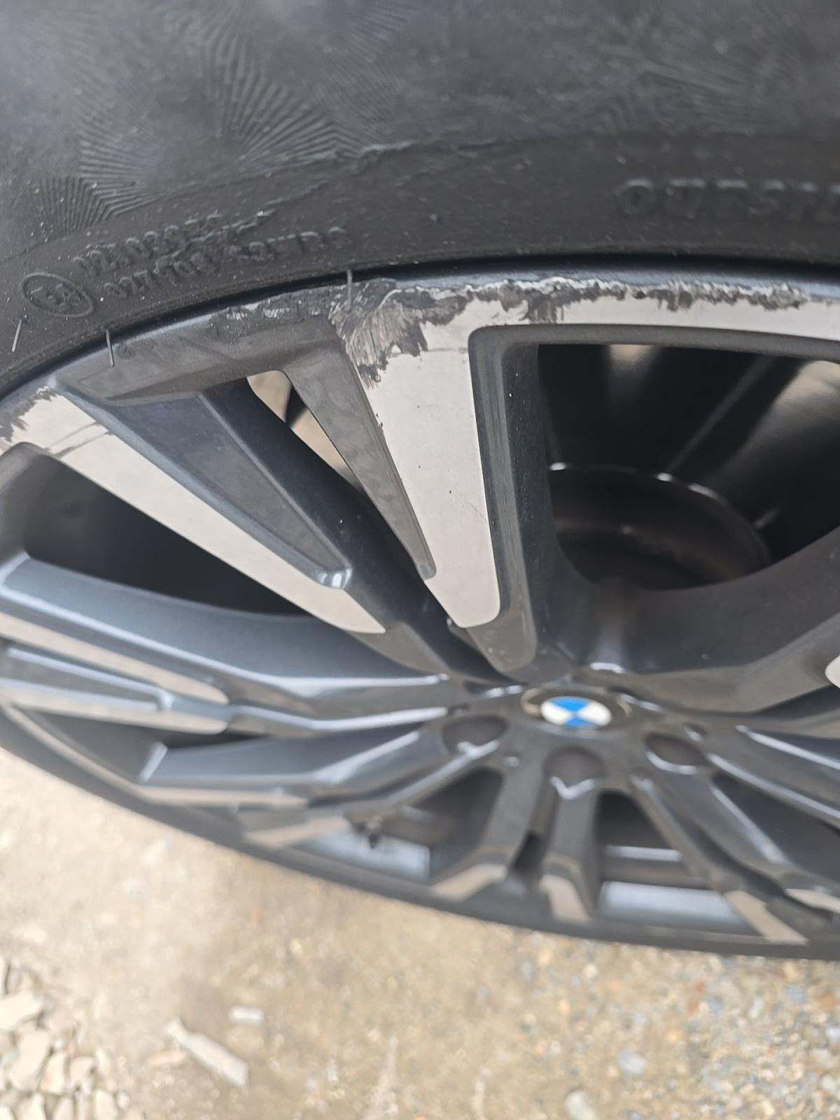 2023 BMW X7 xDrive40i AWD