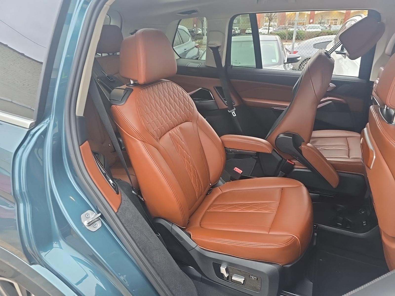 2023 BMW X7 xDrive40i AWD