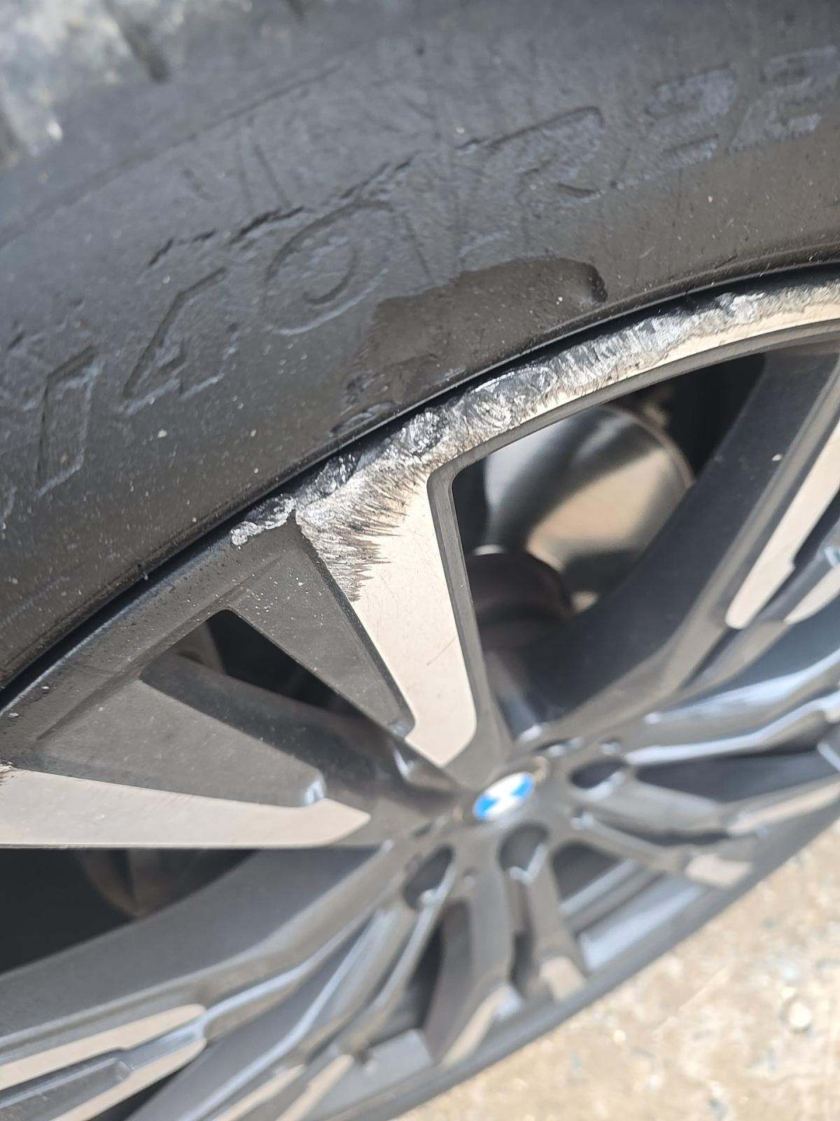 2023 BMW X7 xDrive40i AWD