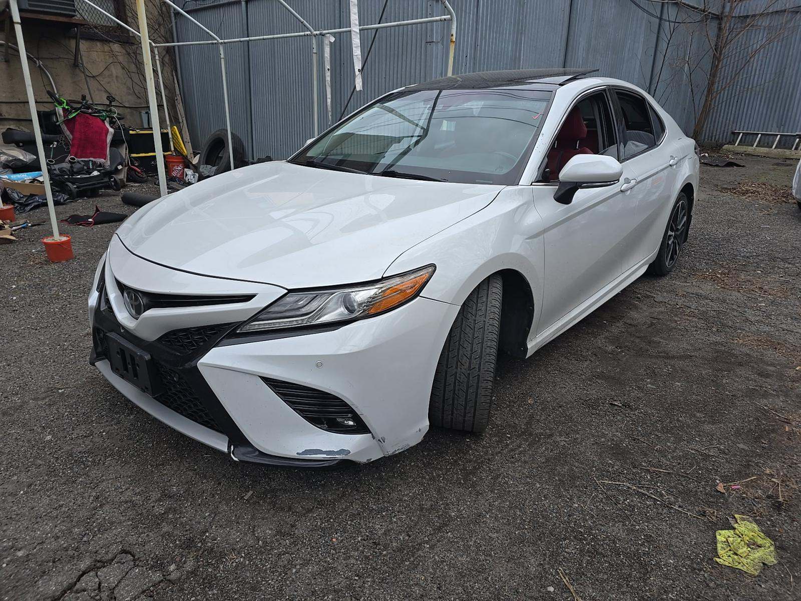 2018 Toyota Camry XSE FWD