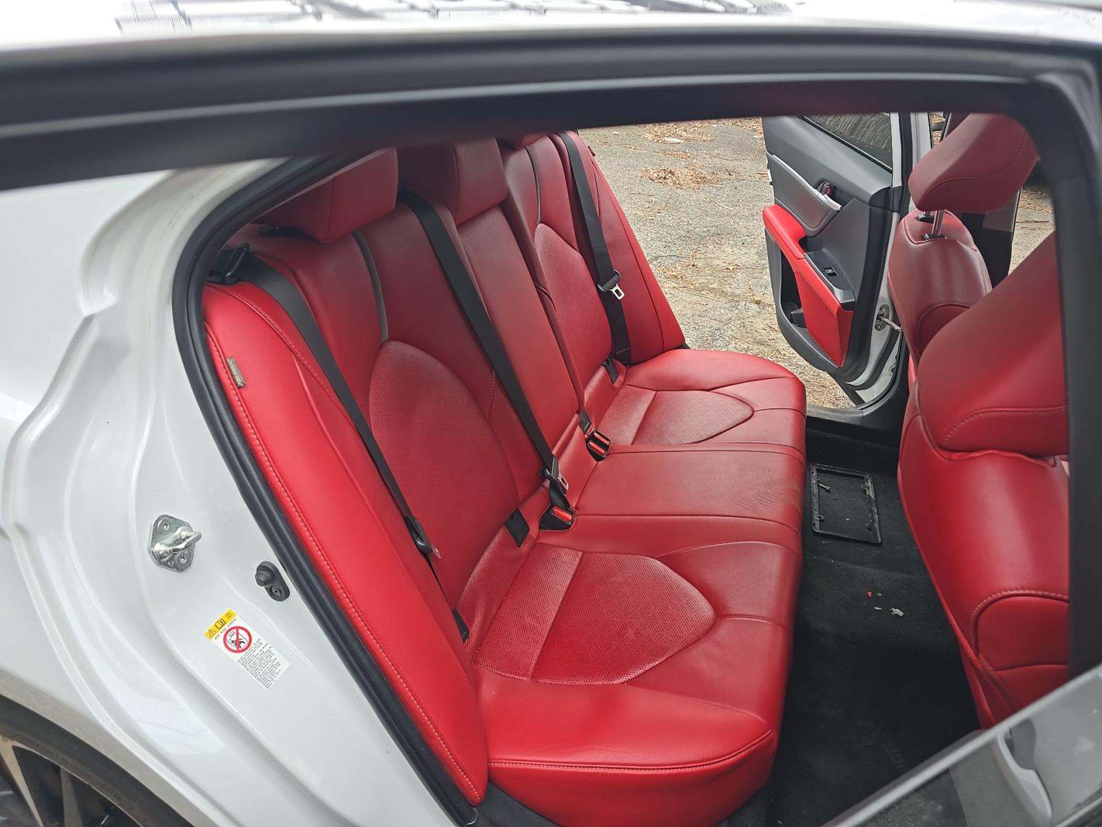 2018 Toyota Camry XSE FWD