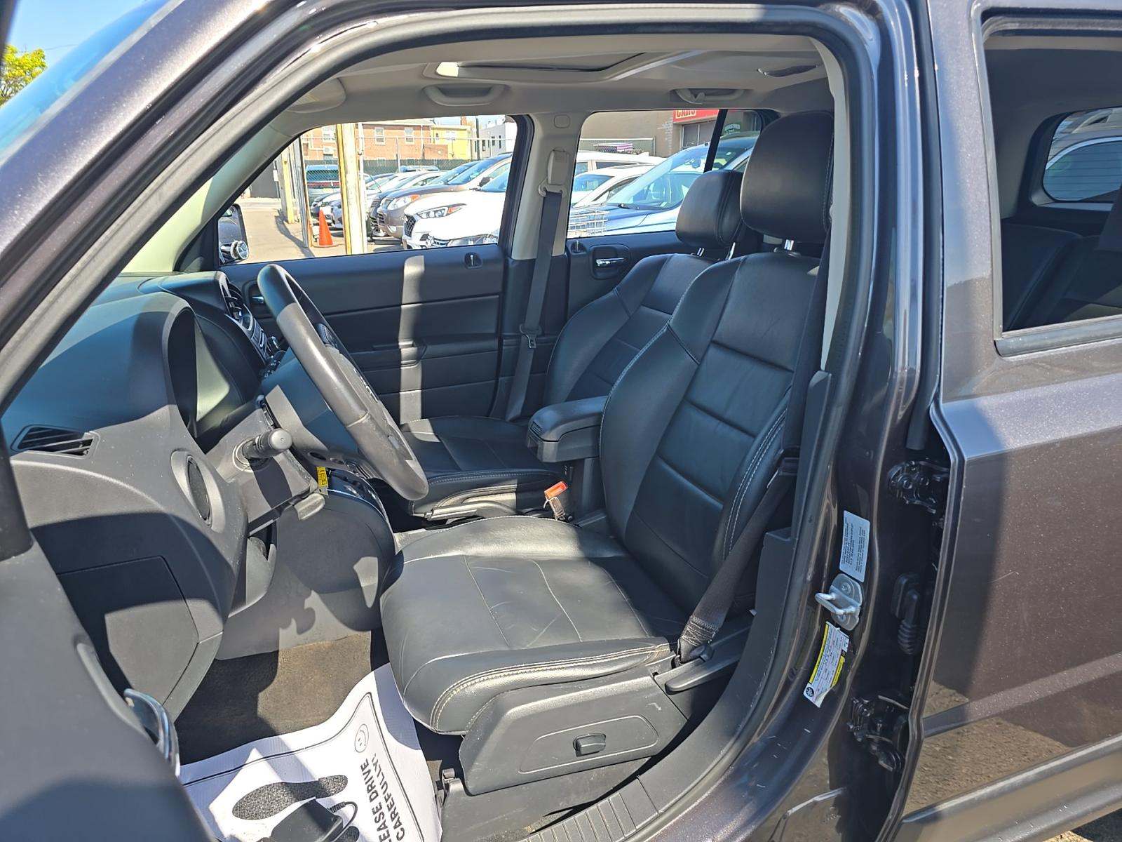 JEEP LATITUDE HIGH ALTITUDE EDITION - 6