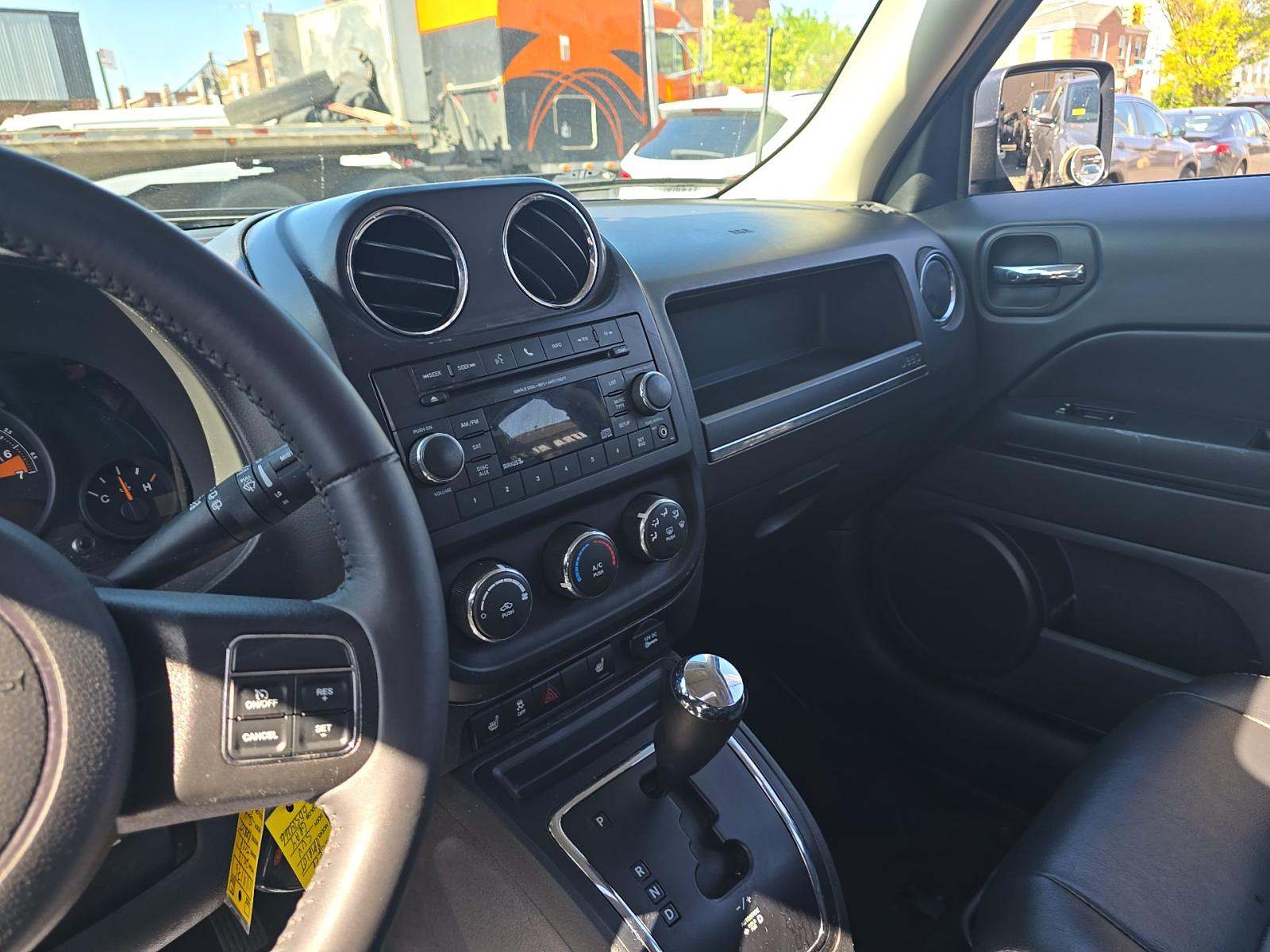 JEEP LATITUDE HIGH ALTITUDE EDITION - 10