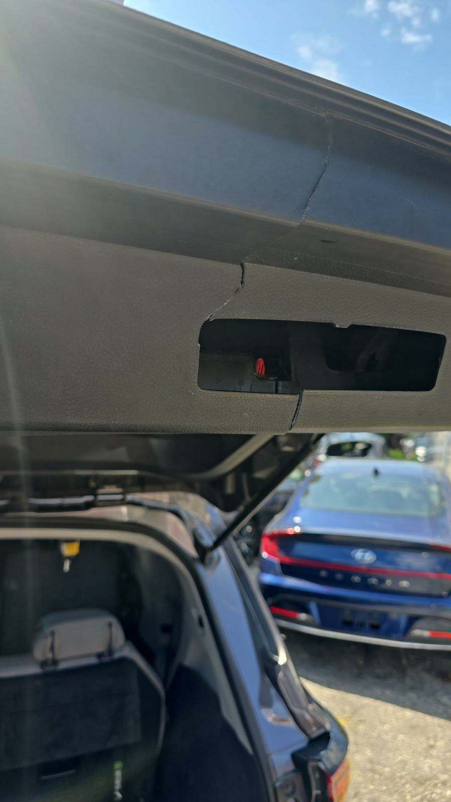 2022 Toyota Sienna LE FWD