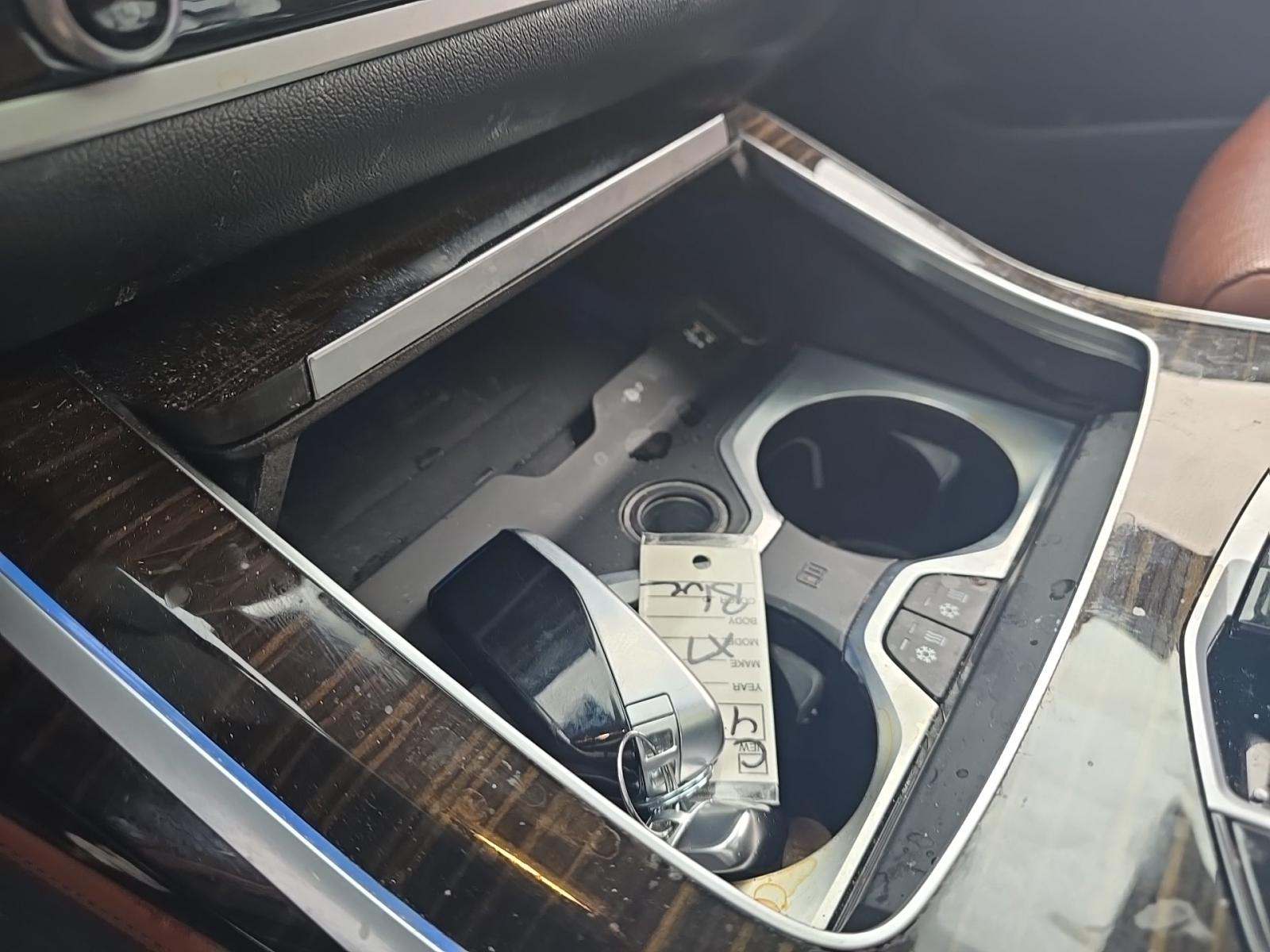 2023 BMW X7 xDrive40i AWD