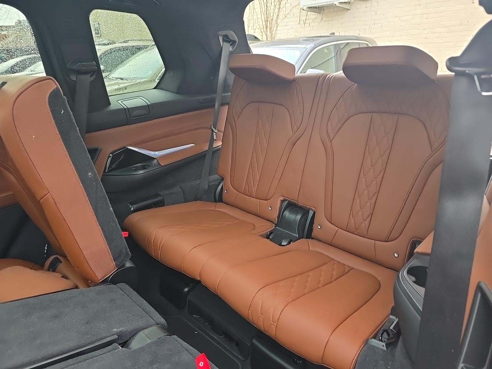 2023 BMW X7 xDrive40i AWD