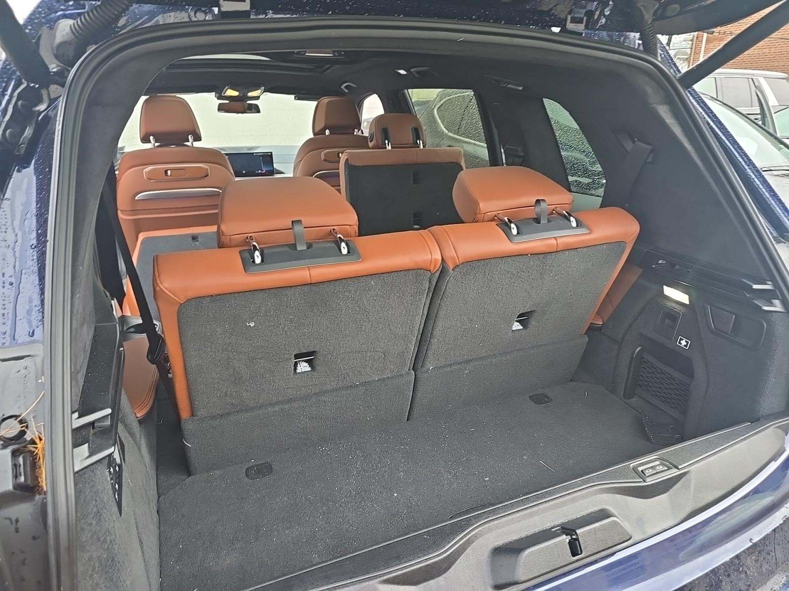 2023 BMW X7 xDrive40i AWD