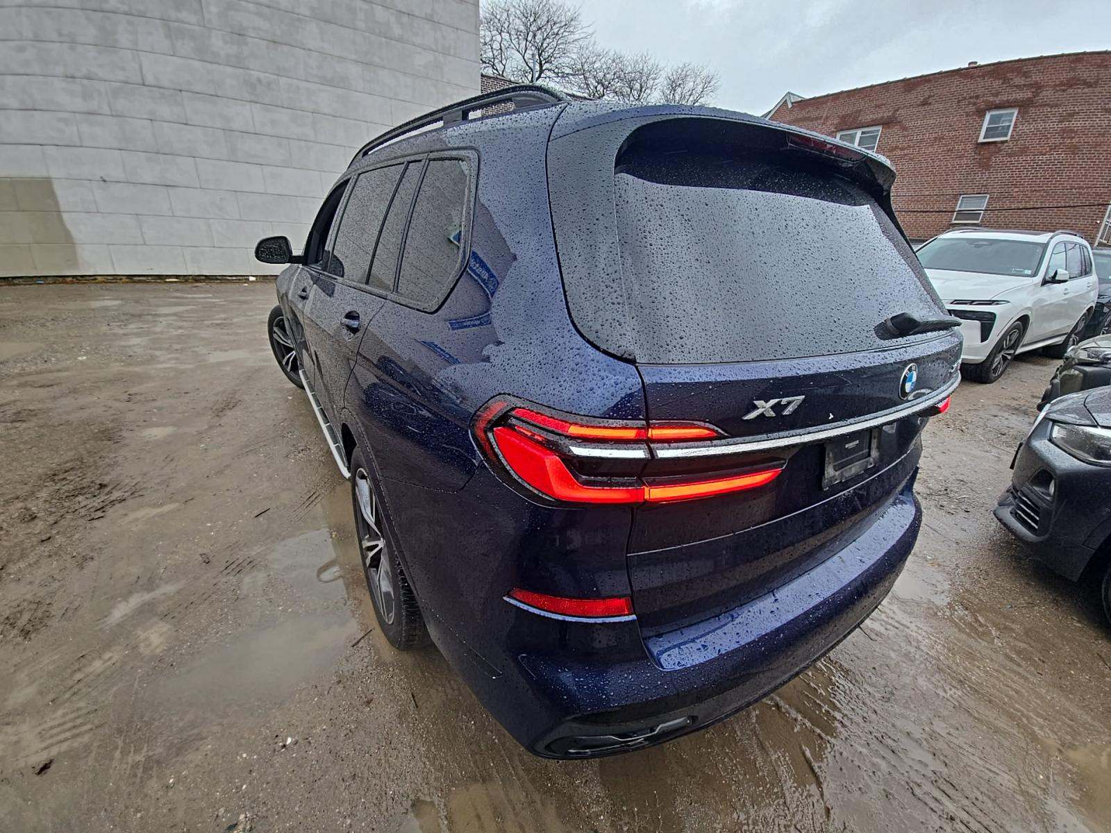 2023 BMW X7 xDrive40i AWD