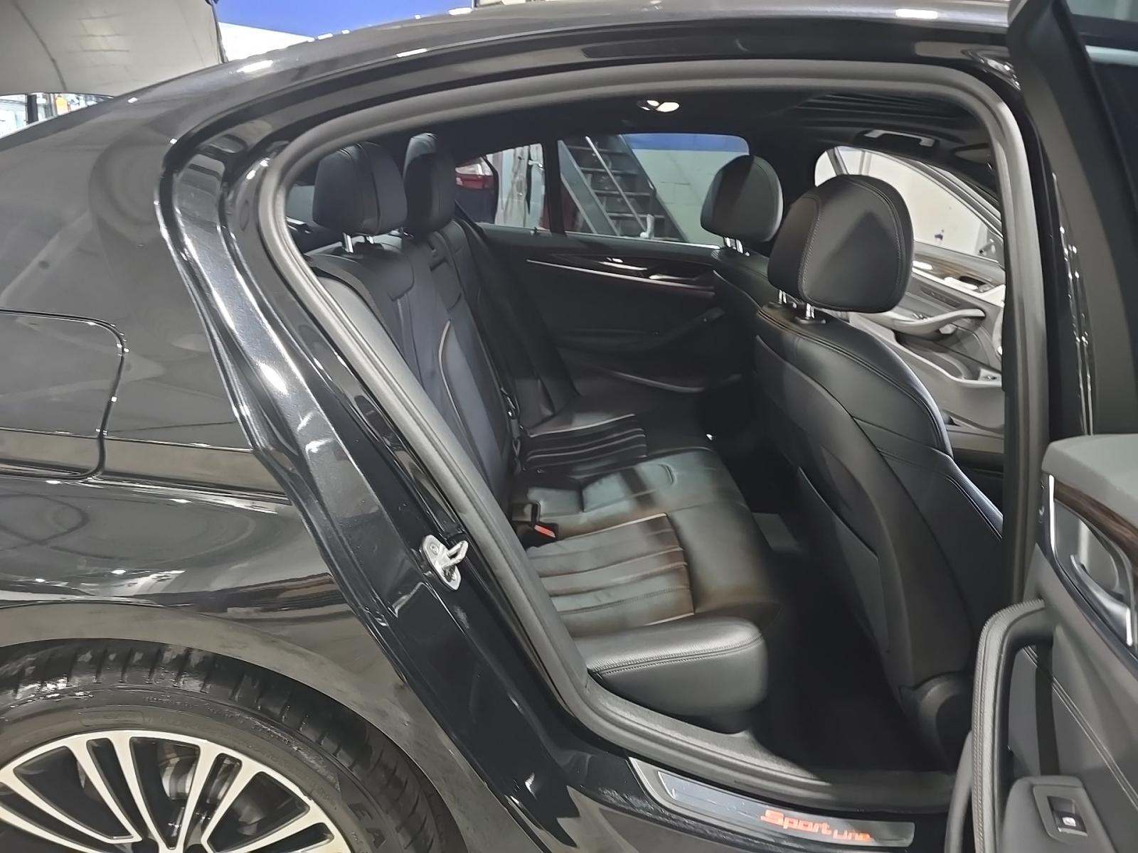 2019 BMW 5 Series 530i xDrive AWD