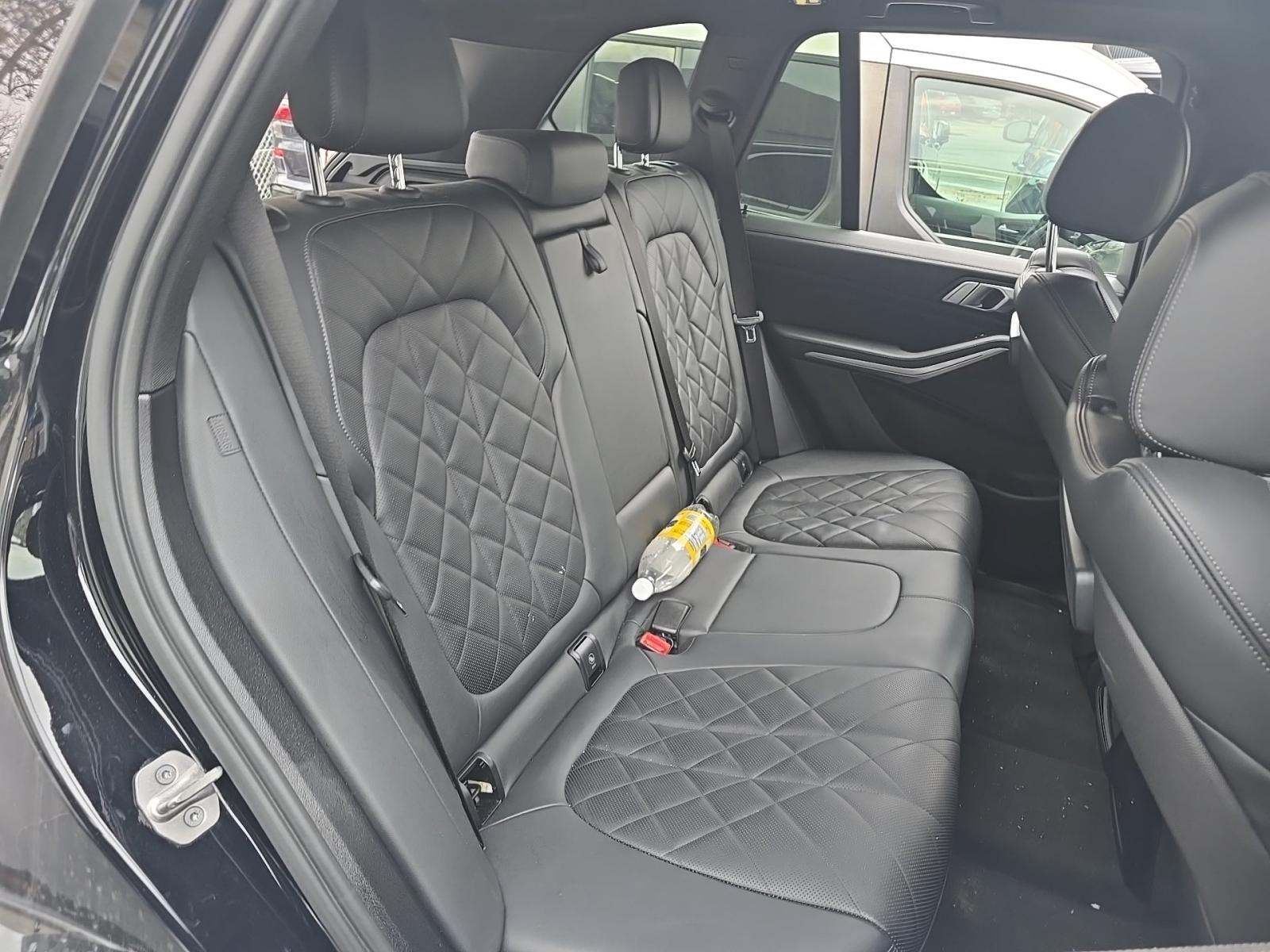 2023 BMW X5 xDrive40i AWD