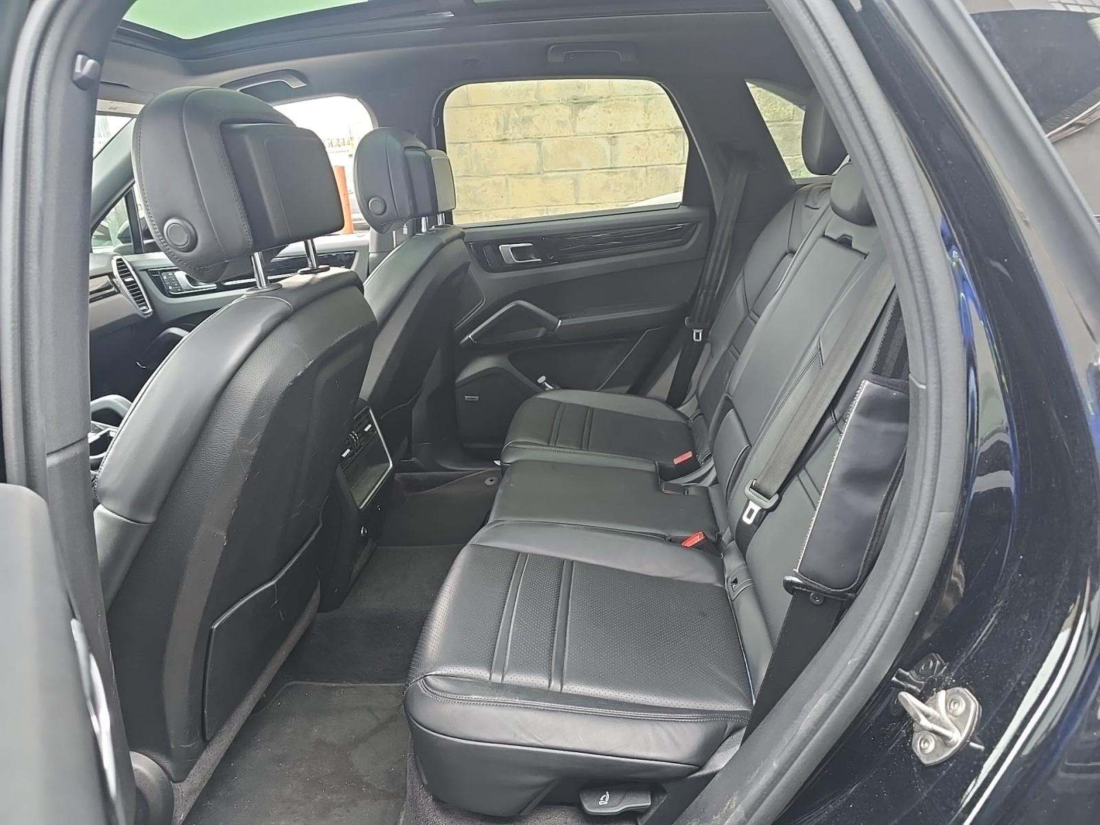 2022 Porsche Cayenne Base AWD