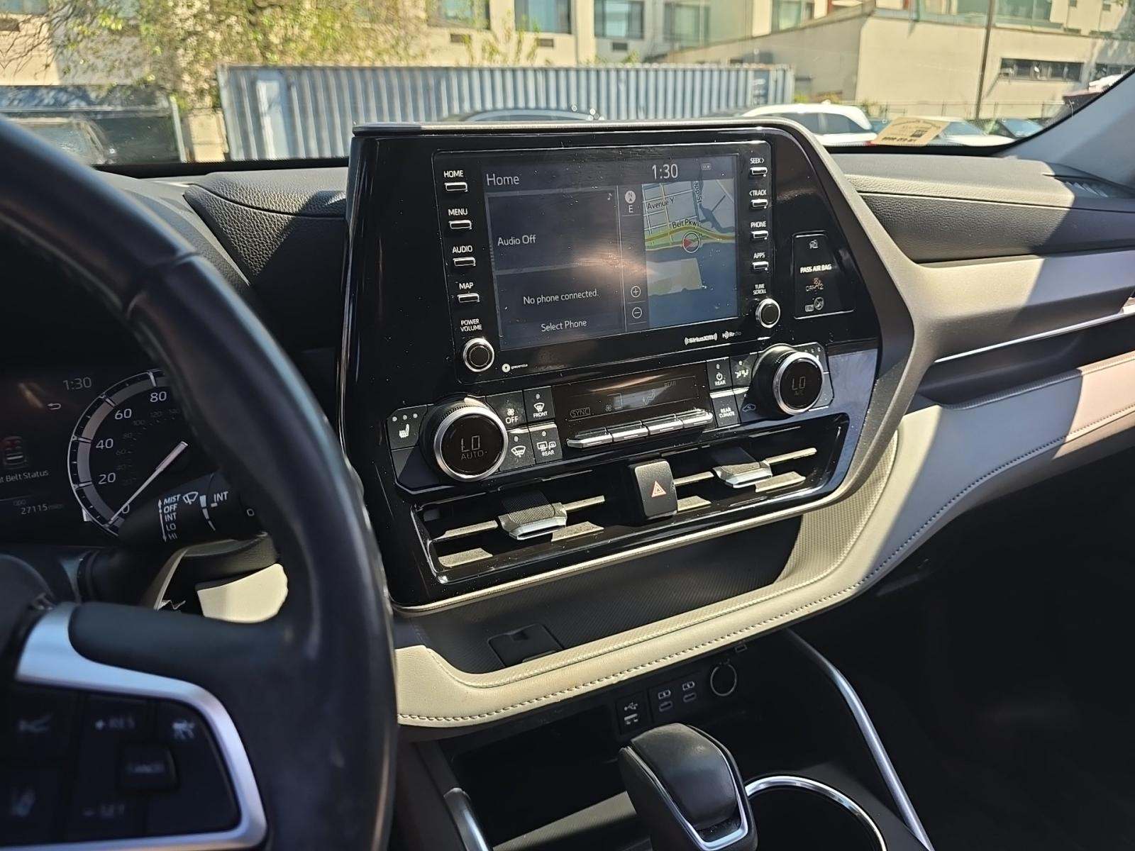 2022 Toyota Highlander XLE AWD