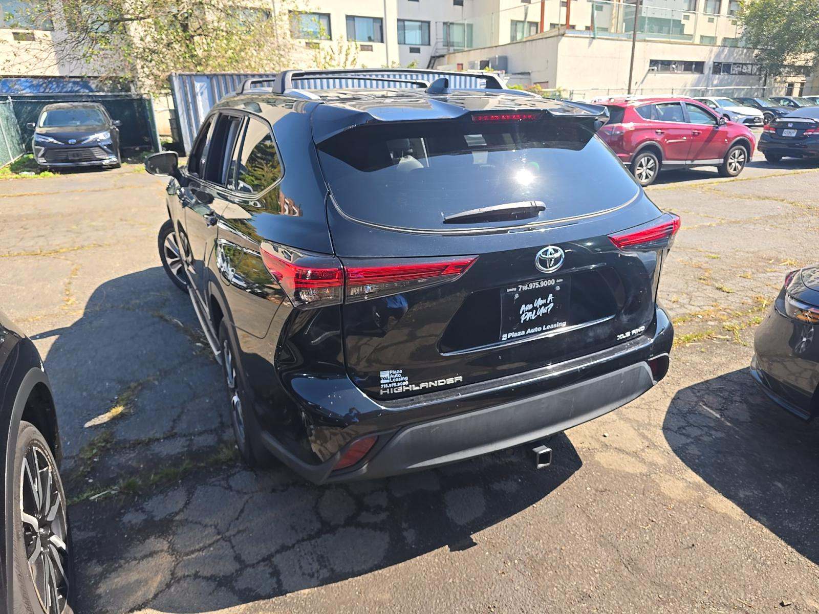 2022 Toyota Highlander XLE AWD