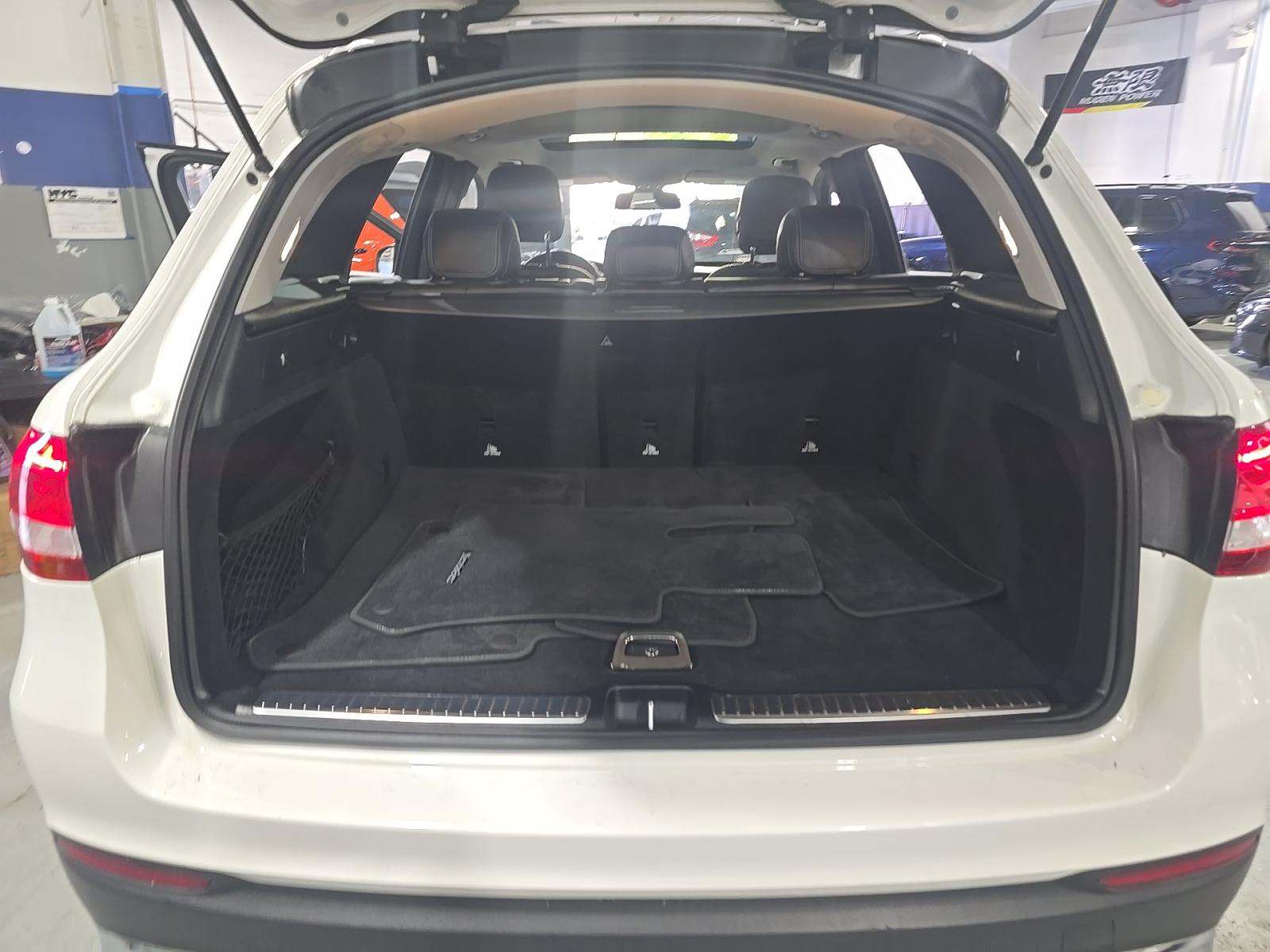 2019 Mercedes-Benz GLC GLC 300 AWD