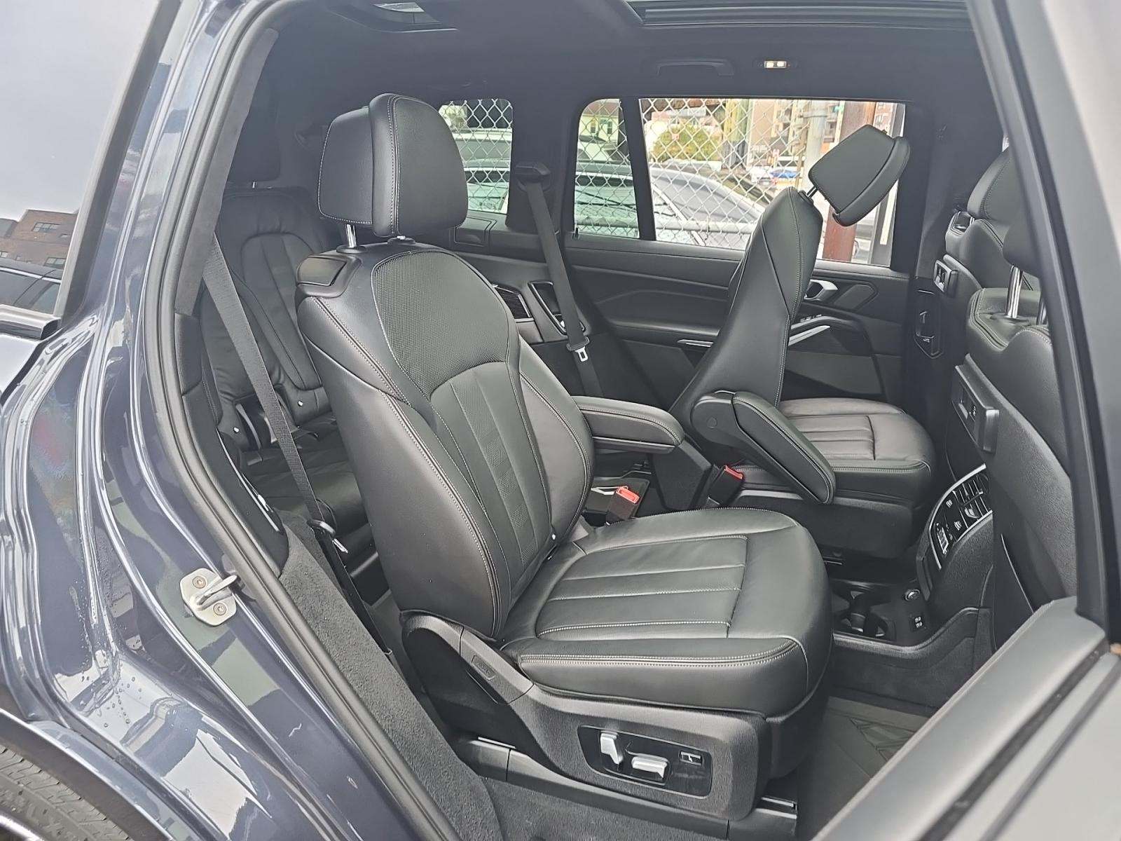 2020 BMW X7 xDrive40i AWD