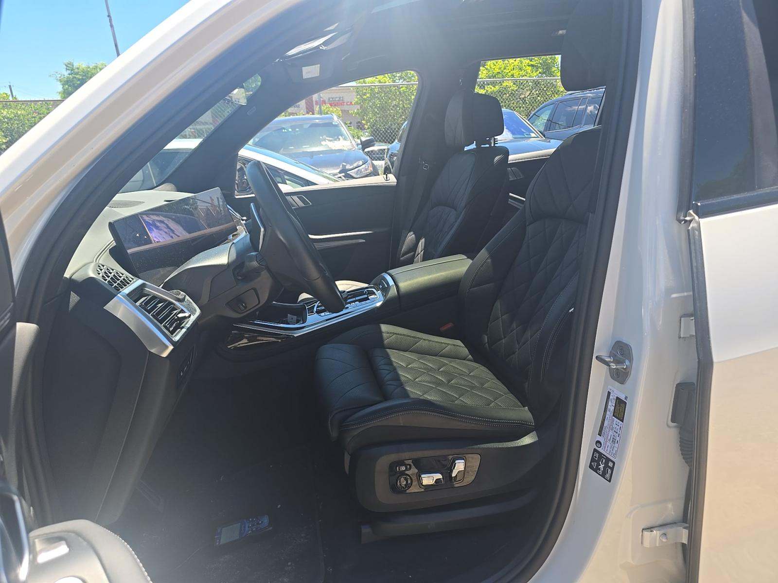 2025 BMW X7 xDrive40i AWD