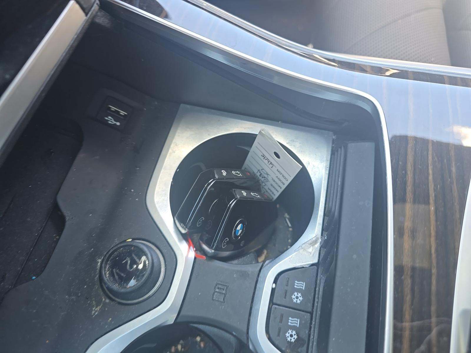 2025 BMW X7 xDrive40i AWD