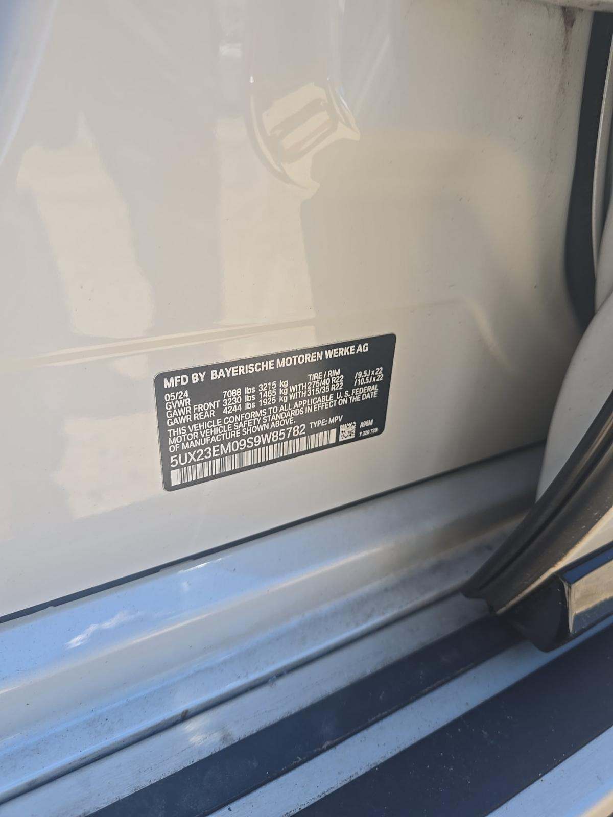 2025 BMW X7 xDrive40i AWD