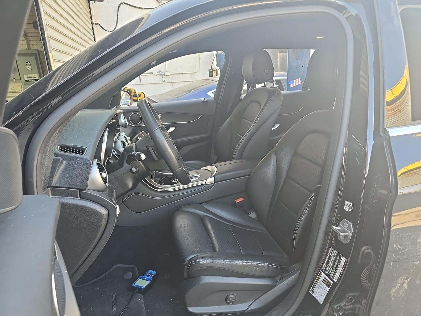 2020 Mercedes-Benz GLC GLC 300 RWD