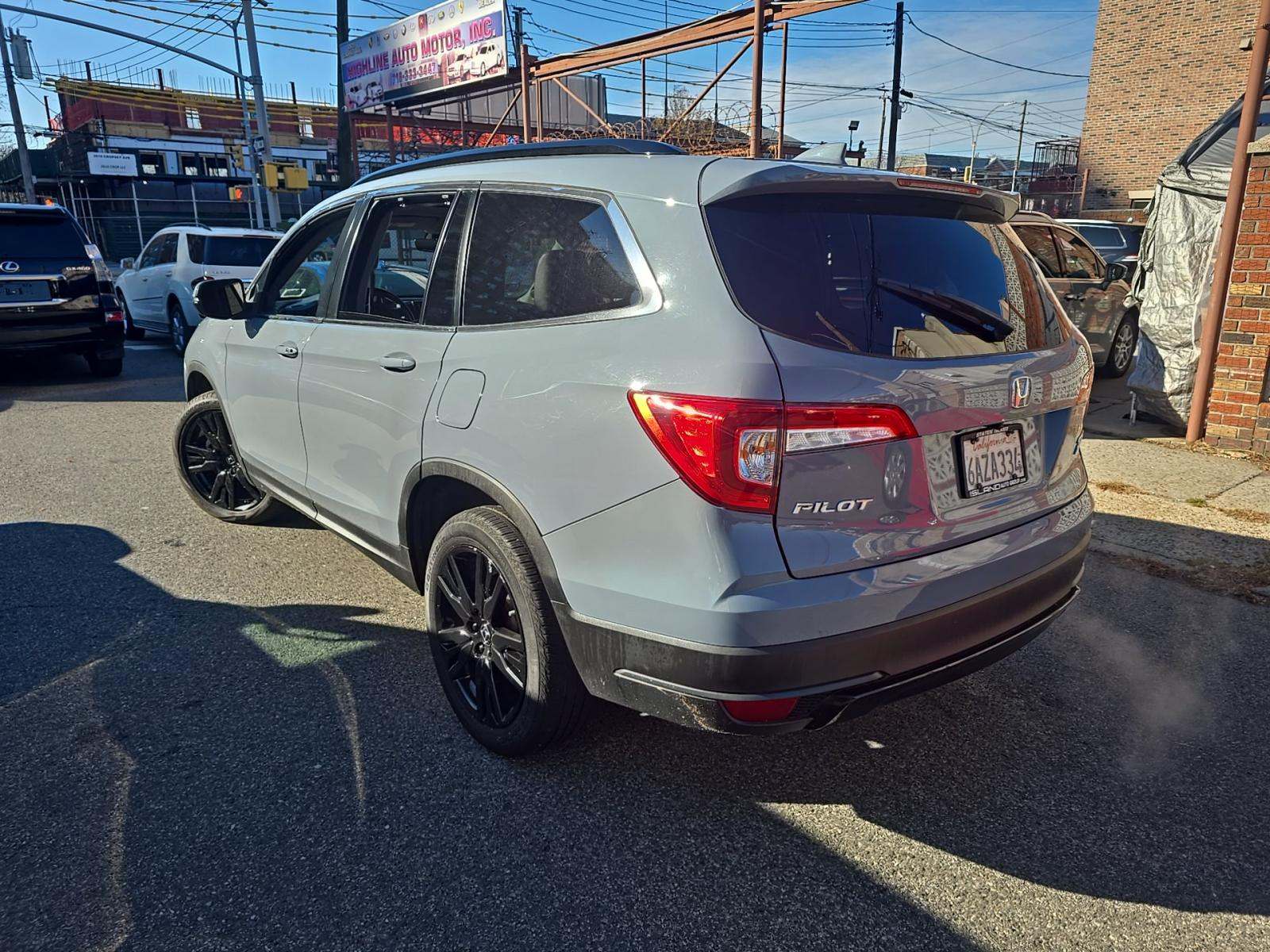 2022 Honda Pilot Special Edition AWD
