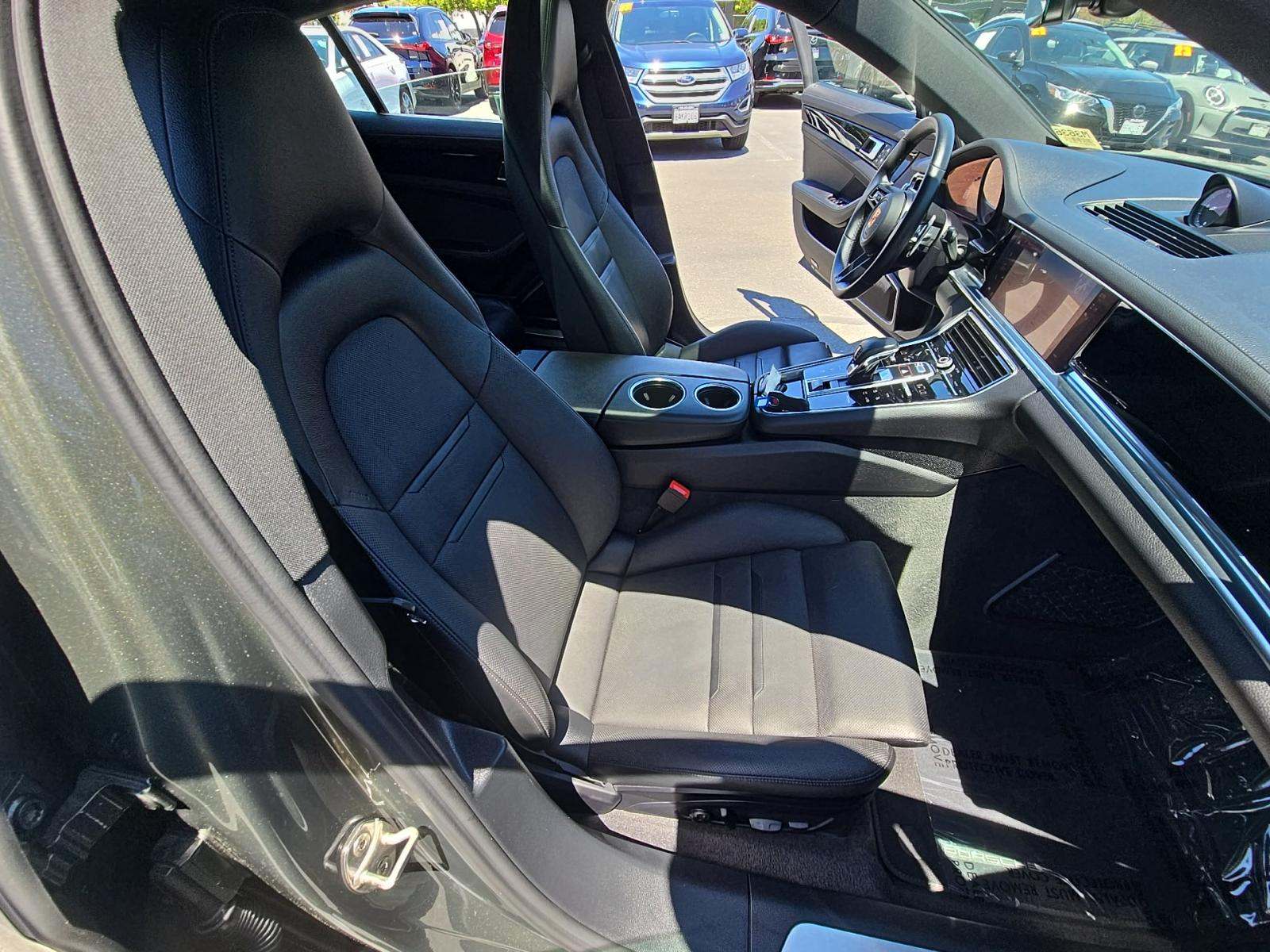 2022 Porsche Panamera Base RWD