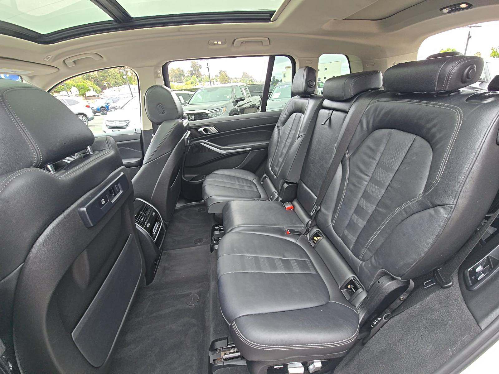 2022 BMW X7 xDrive40i AWD